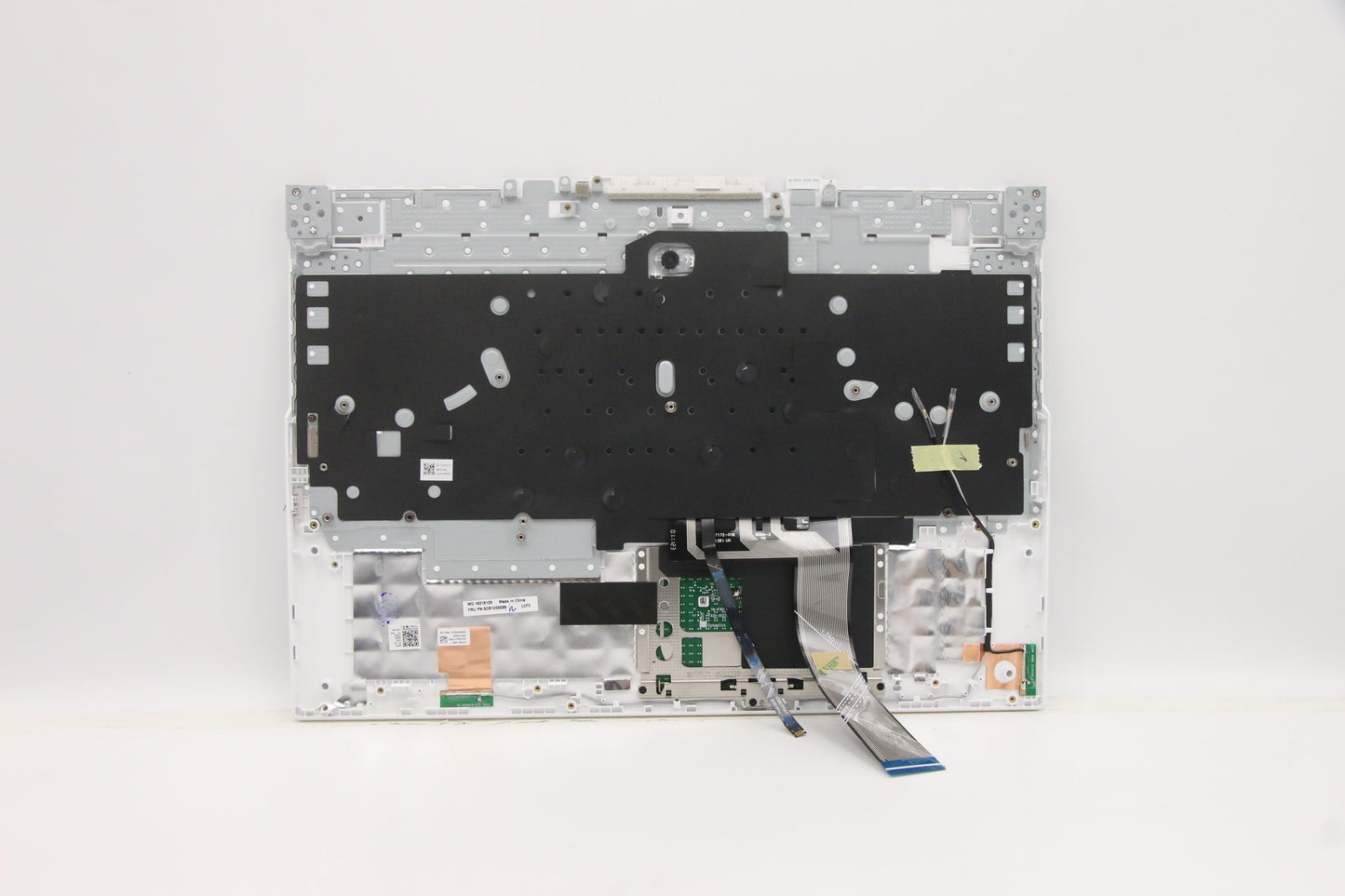 Lenovo Cover Upper Case Asm_Bel L82Jh - 5CB1D05086