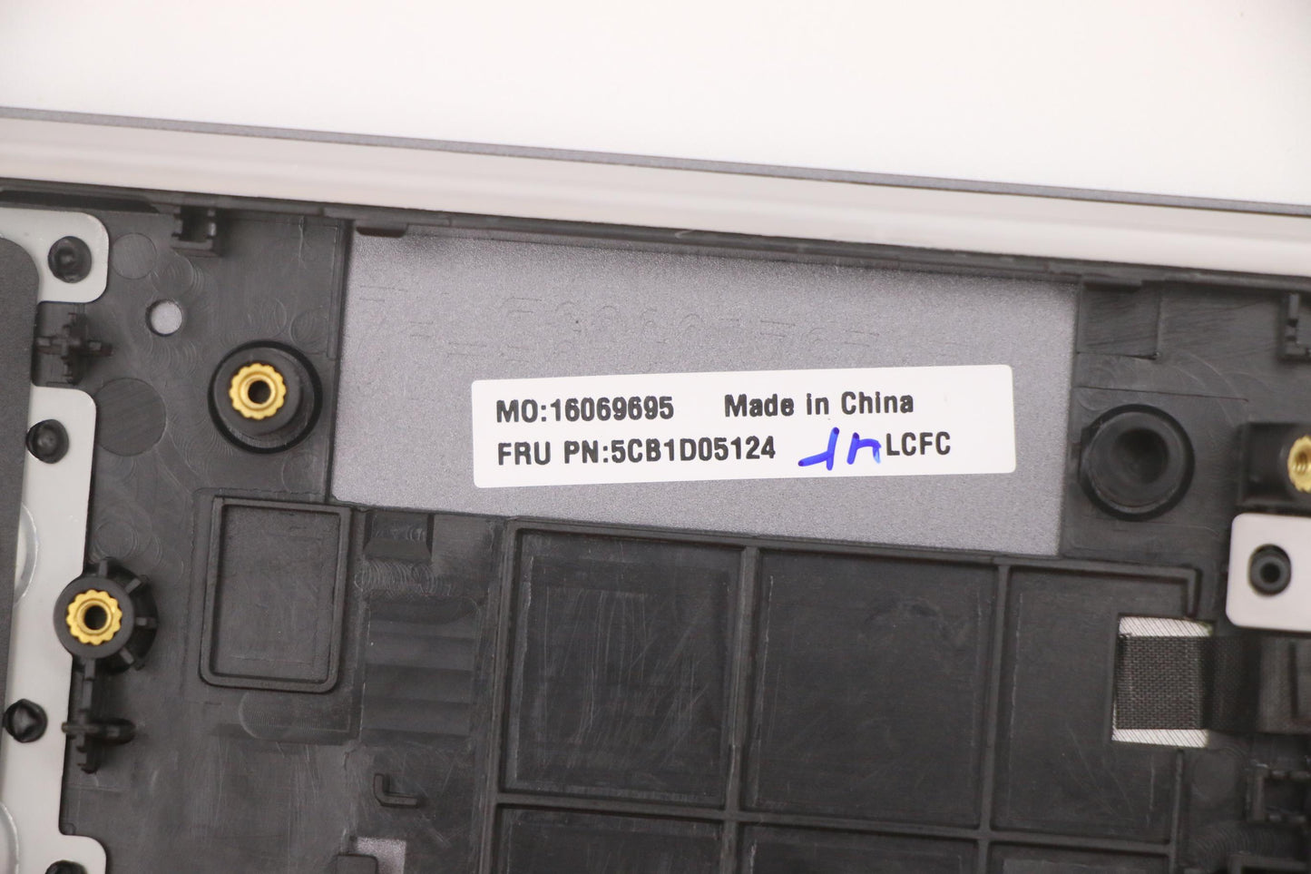 Lenovo Cover Upper Case Asm_Hun L82K6 - 5CB1D05124