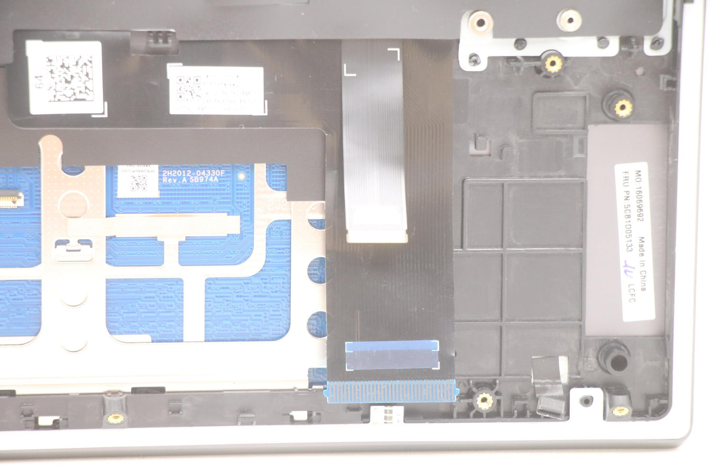 Lenovo Cover Upper Case Asm_Spa L82K6 - 5CB1D05133