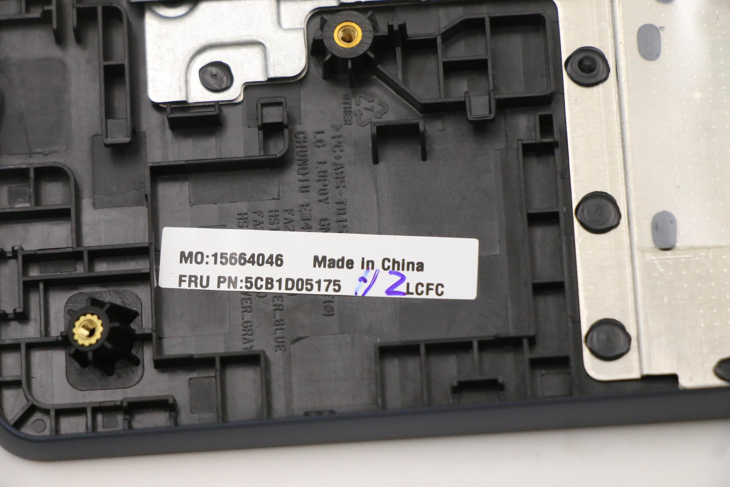 Lenovo Cover Upper Case Asm_Uke L82N3 - 5CB1D05175