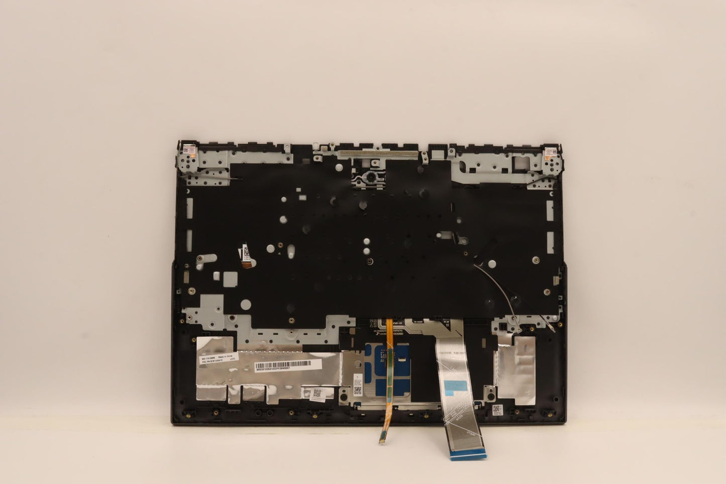 Lenovo Cover Upper Case Asm_Tc L82Jd - 5CB1D05412