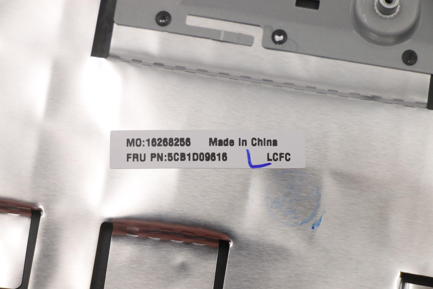 Lenovo Cover Upper Case Asm_Ara L82Jf - 5CB1D09616