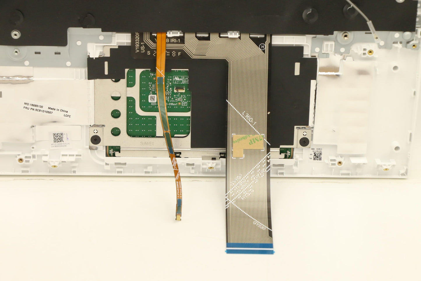 Lenovo Cover Uppercaseasm_Euroengl82J - 5CB1D10507
