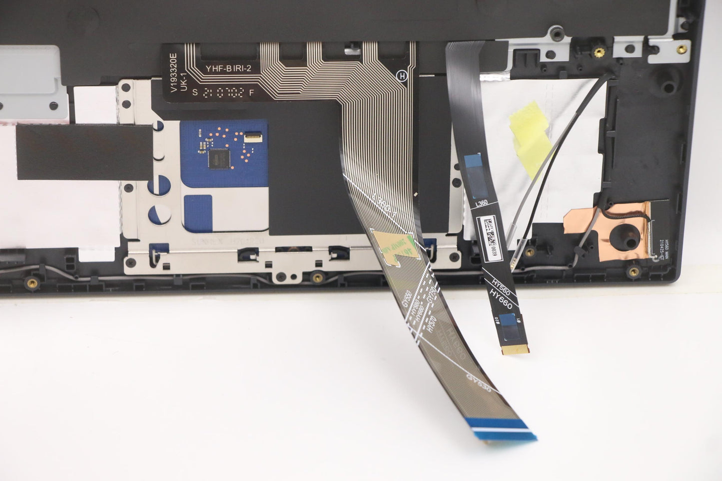 Lenovo Cover Upper Case Asm_La Spa L8 - 5CB1D10918