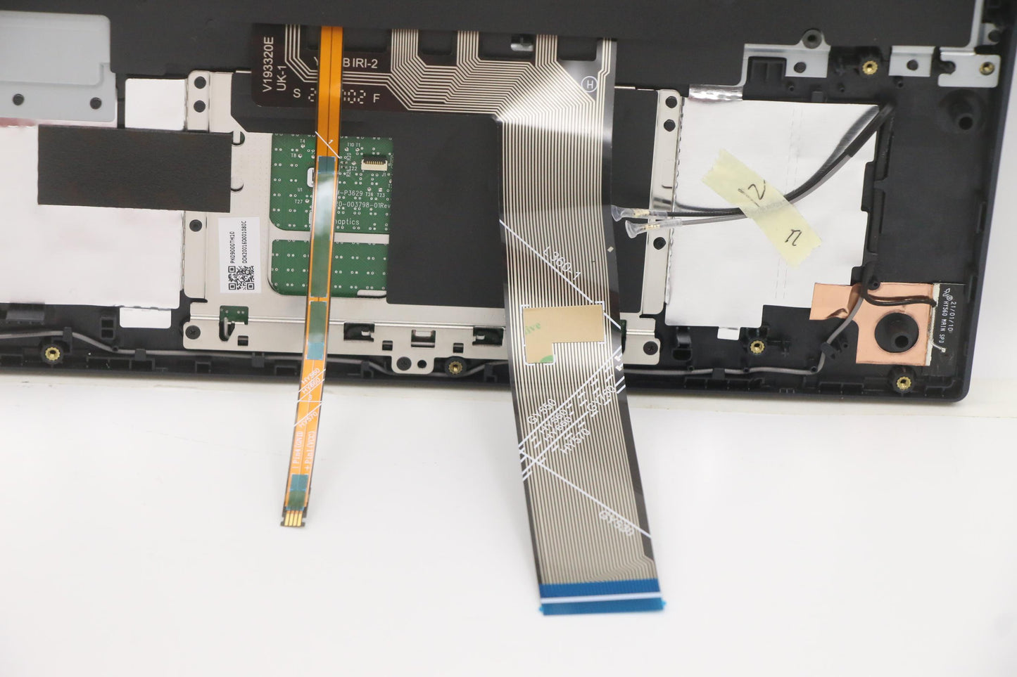 Lenovo Cover Upper Case Asm_La Spa L8 - 5CB1D12344