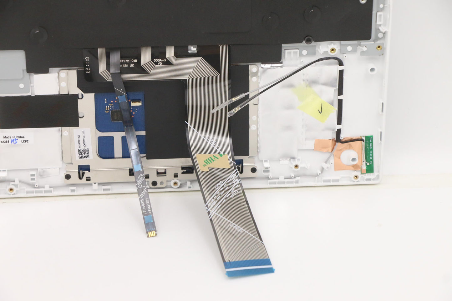 Lenovo Cover Upper Case Asm_Bul L82Jk - 5CB1D12358