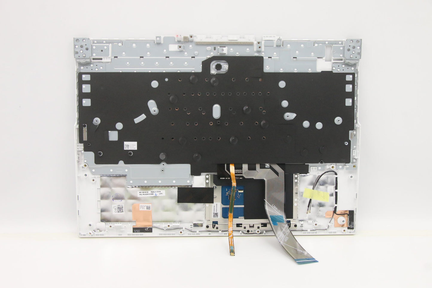 Lenovo Cover Upper Case Asm_Uke L82Jk - 5CB1D12363