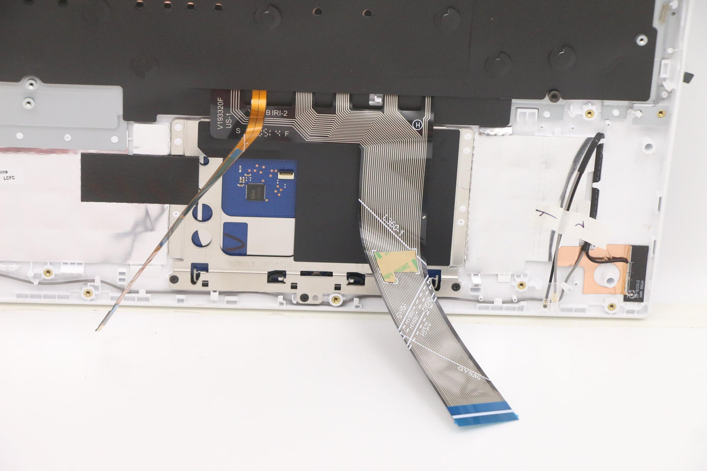 Lenovo Cover Upper Case Asm_Usa Eng L - 5CB1D12364