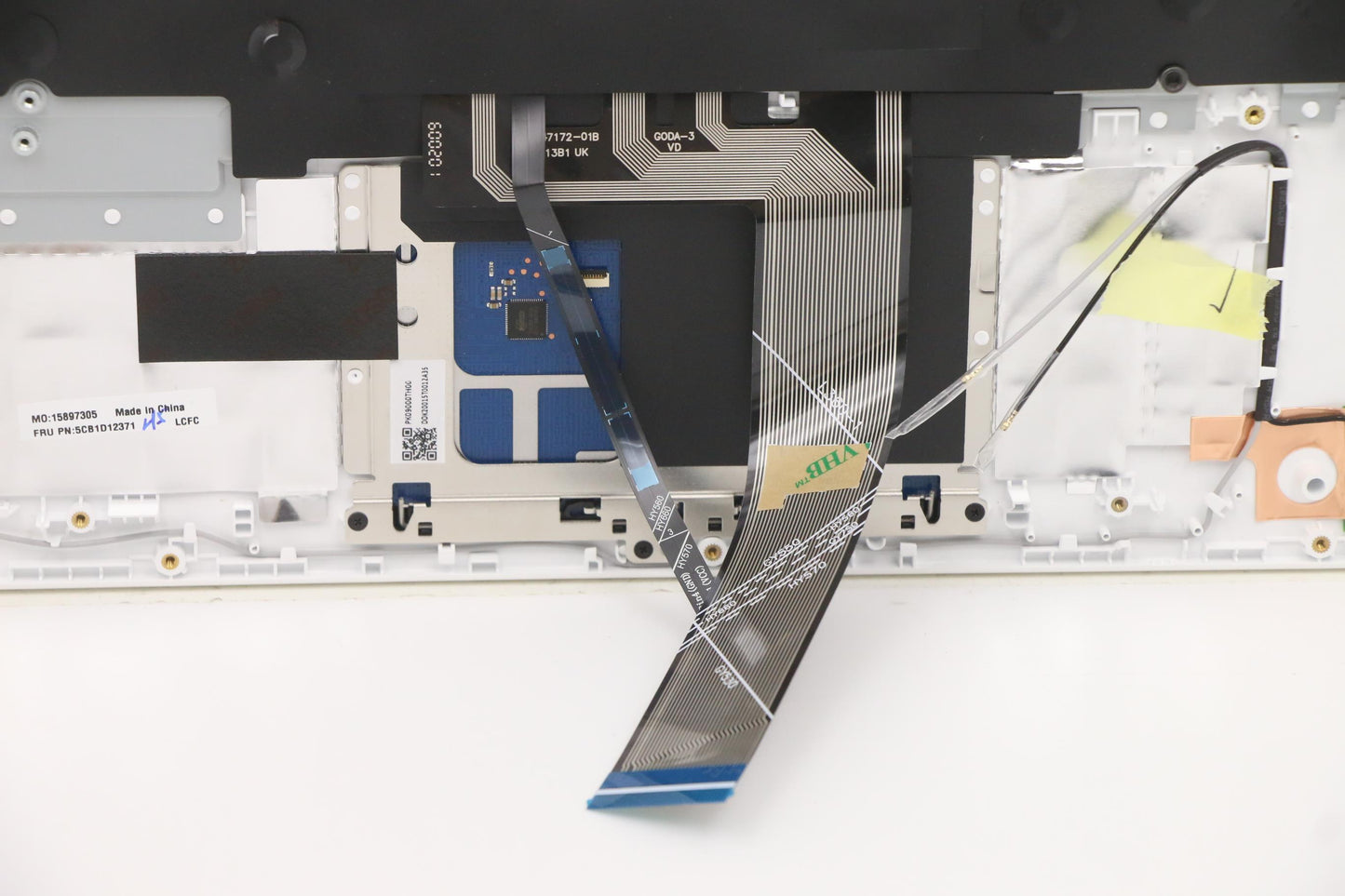 Lenovo Cover Upper Case Asm_Hun L82Jk - 5CB1D12371