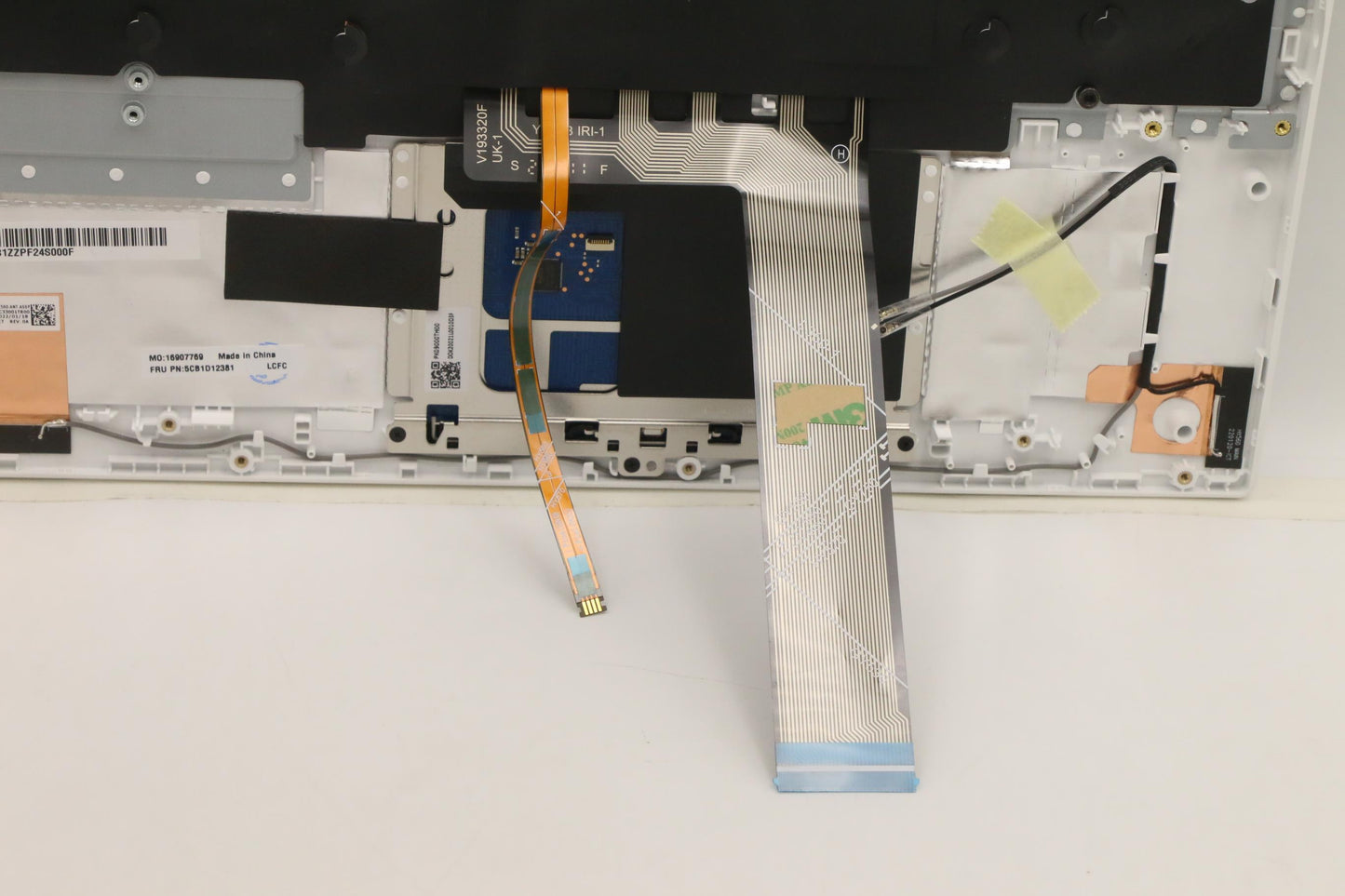 Lenovo Cover Upper Case Asm_Spa L82Jk - 5CB1D12381