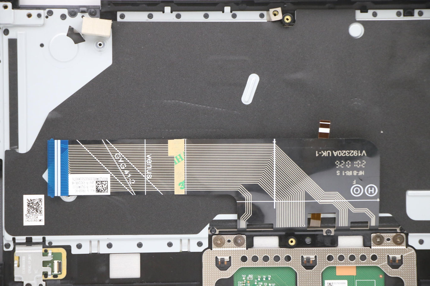 Lenovo Cover Upper Case Asm_Hun L82N7 - 5CB1D12398