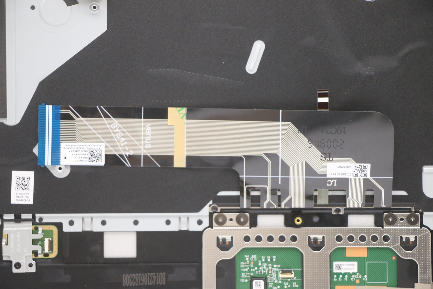 Lenovo Cover Upper Case Asm_Tc L82N7 - 5CB1D12409