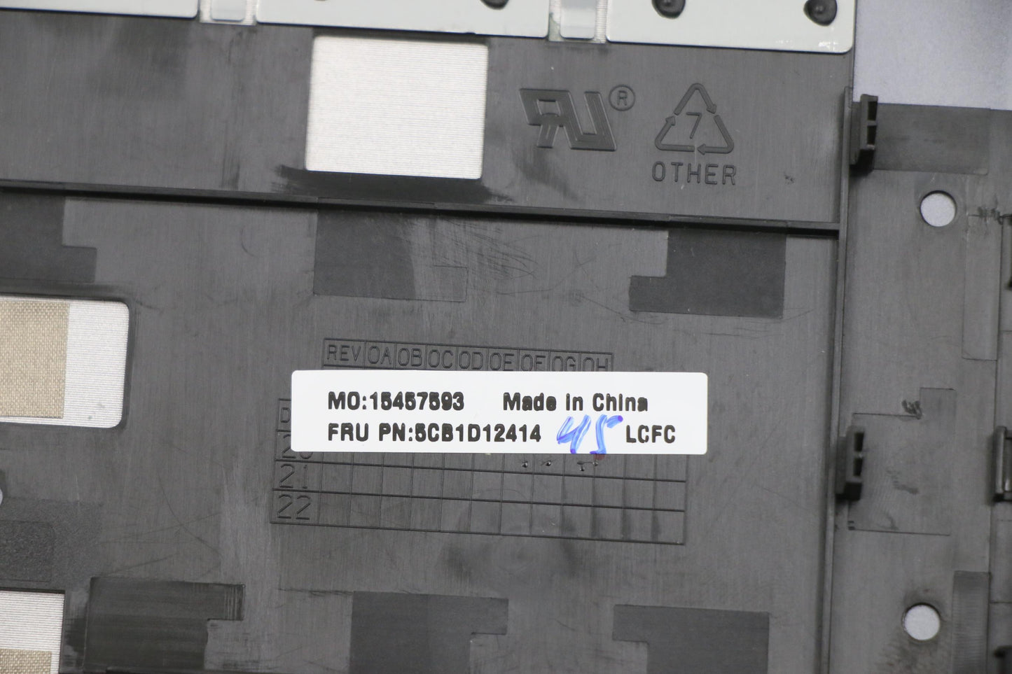 Lenovo Cover Upper Case Asm_Eng L82N7 - 5CB1D12414