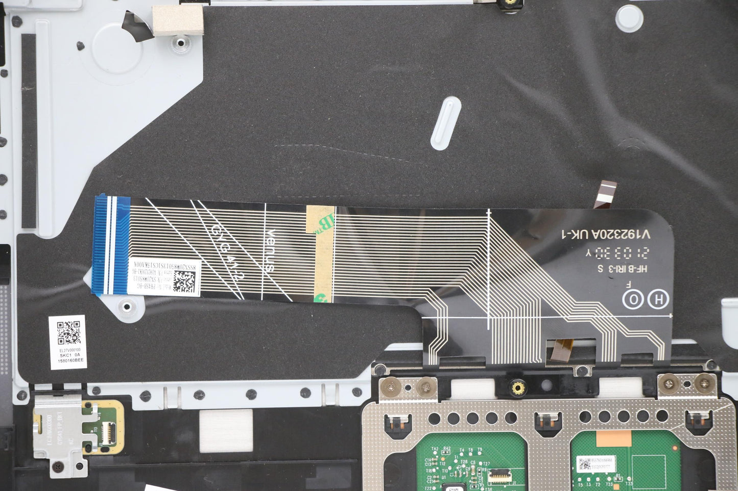 Lenovo Cover Upper Case Asm_Bul L82N7 - 5CB1D12416