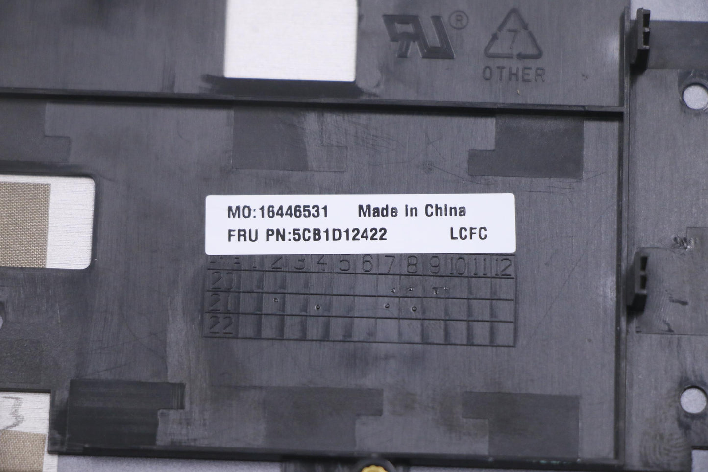 Lenovo Cover Upper Case Asm_Ukr L82N7 - 5CB1D12422