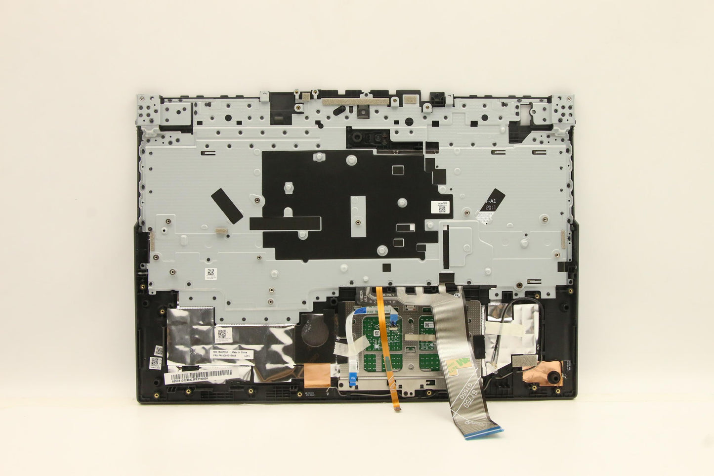 Lenovo Cover Upper Case Asm_Ukr L82Nl - 5CB1D12488
