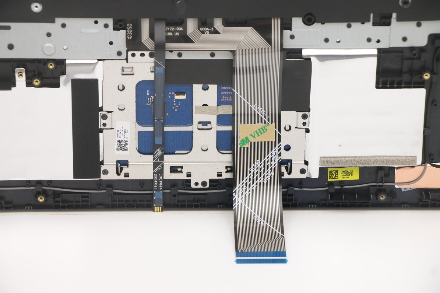 Lenovo Cover Upper Case Asm_Ara L82Jm - 5CB1D20011