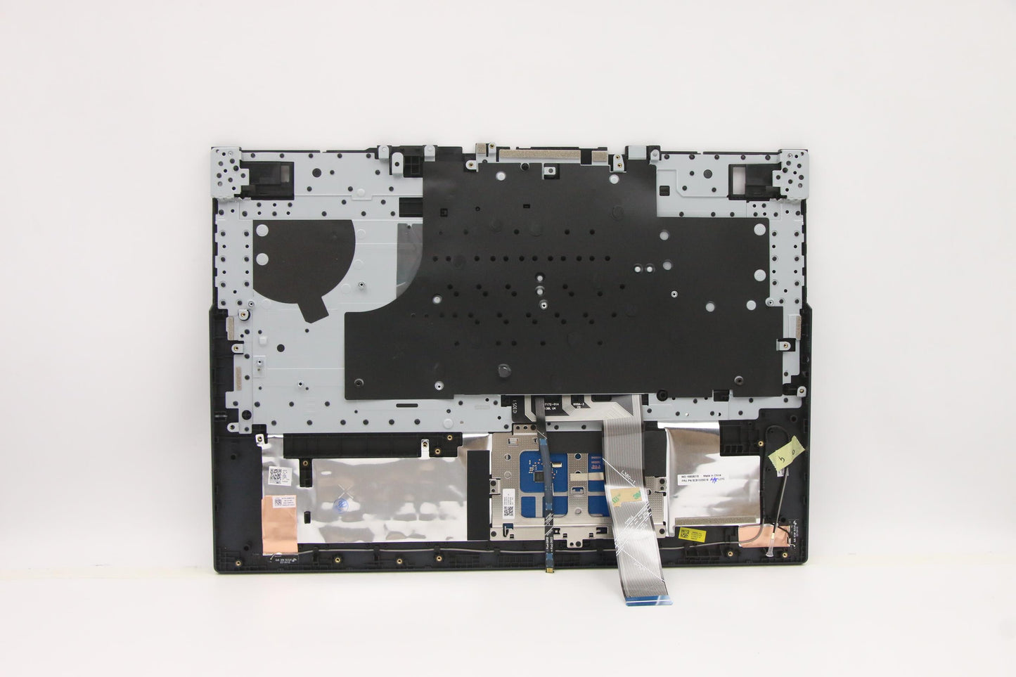 Lenovo Cover Upper Case Asm_Uke L82Jm - 5CB1D20019