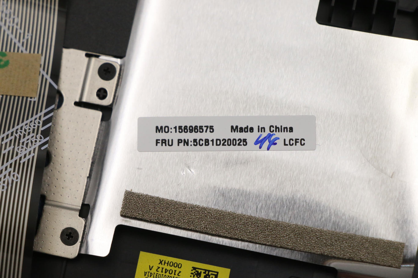 Lenovo Cover Upper Case Asm_Hbw L82Jm - 5CB1D20025