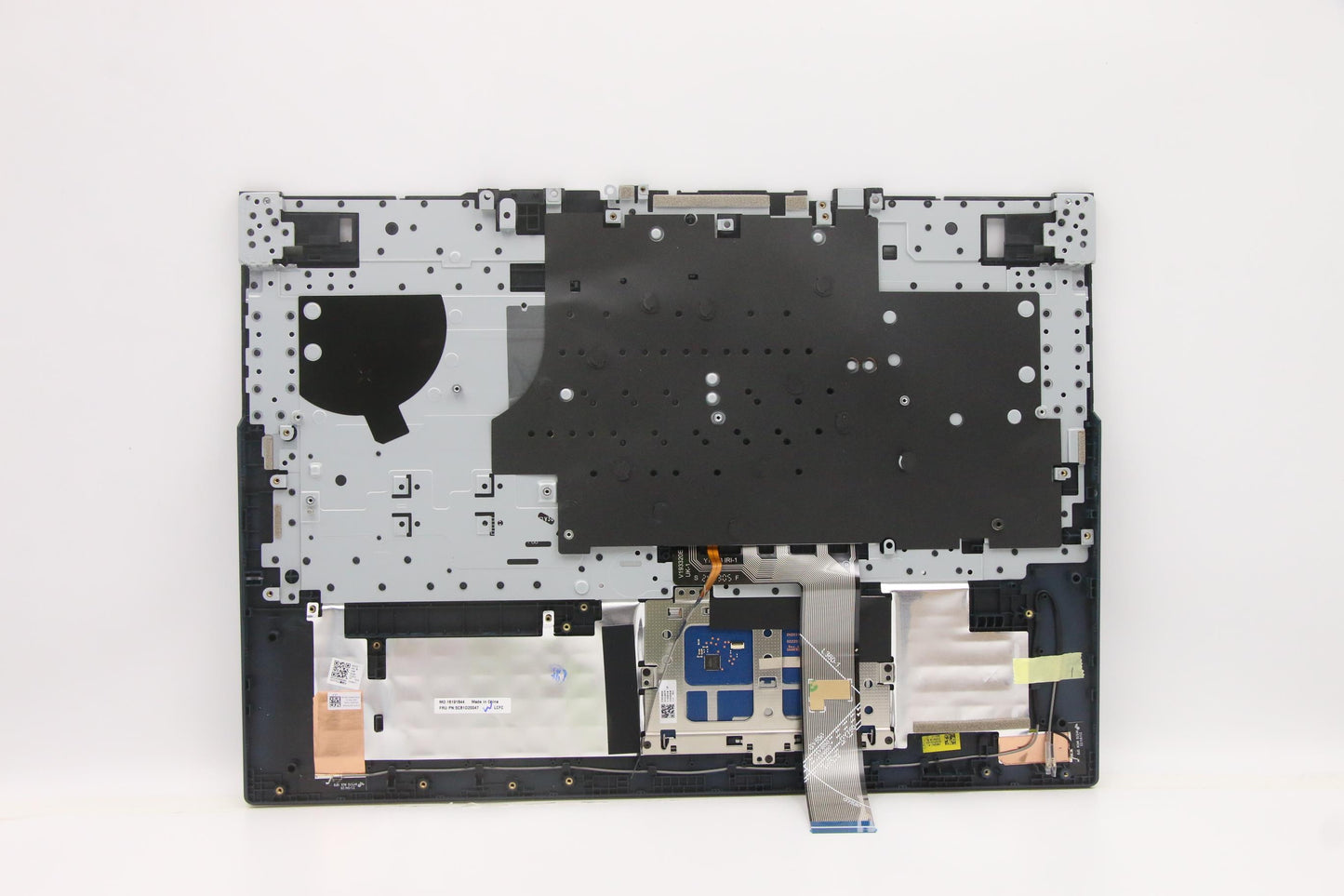 Lenovo Cover Upper Case Asm_Bul L82Jn - 5CB1D20047