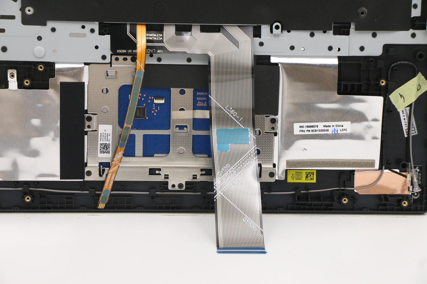 Lenovo Cover Upper Case Asm_Eng L82Jn - 5CB1D20049
