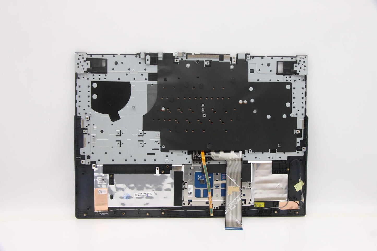 Lenovo Cover Upper Case Asm_Hbw L82Jn - 5CB1D20058