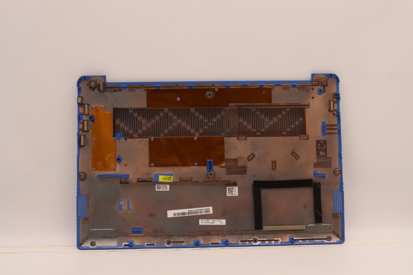 Lenovo Cover Lower Case L82H8 W/Spong - 5CB1D20082