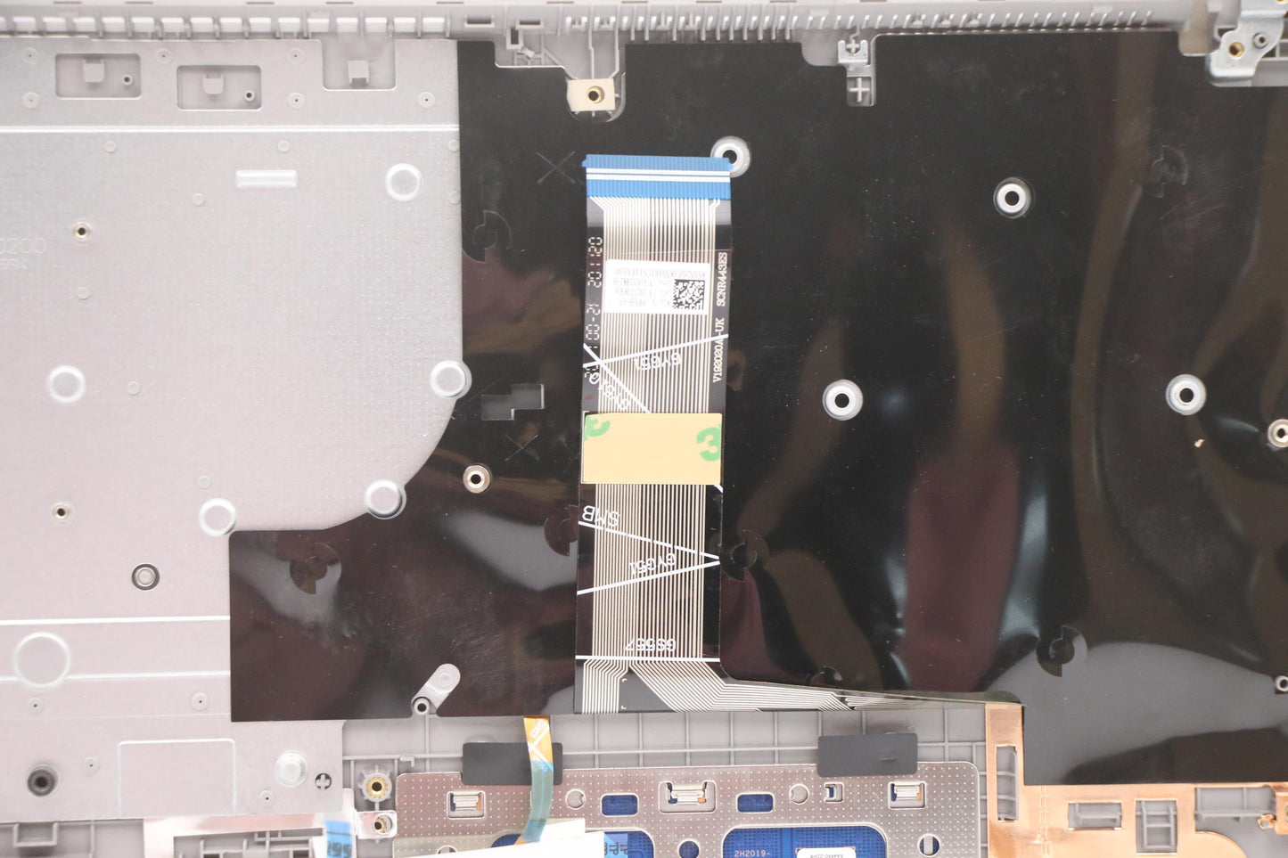 Lenovo Cover Upper Case Assembly Fra/ - 5CB1D70716