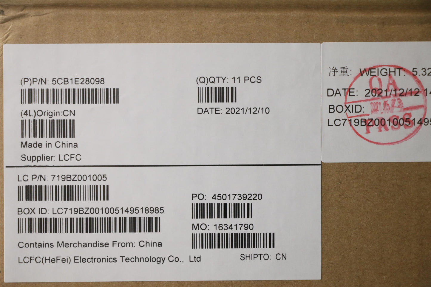 Lenovo Cover, P15SG2 D-Cover, Black, PPS, WWAN - 5CB1E28098