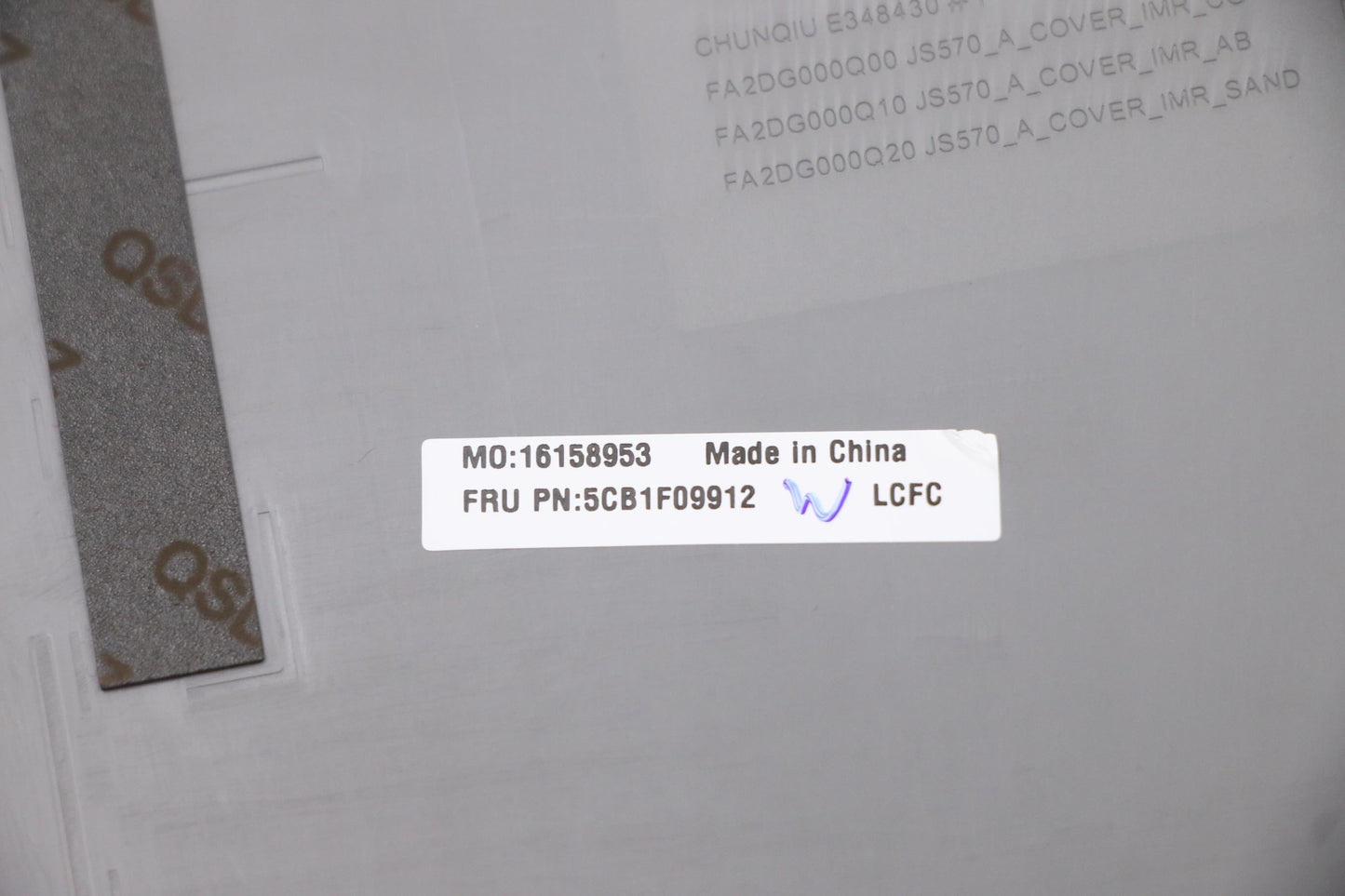 Lenovo Cover Lcd Cover L 82Lx Cg - 5CB1F09912
