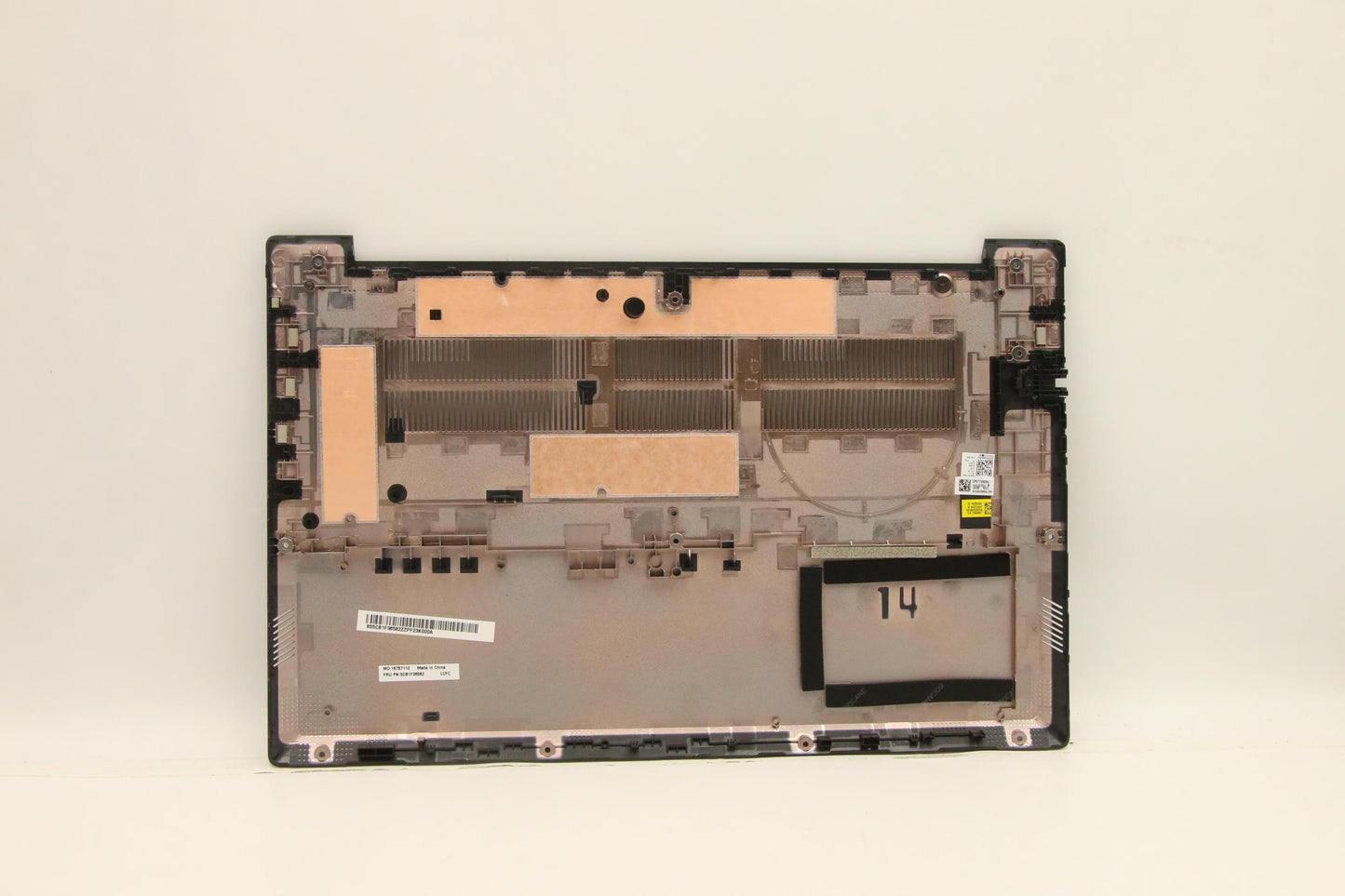 Lenovo Cover Lower Case L 82Qy W/Hd - 5CB1F36582