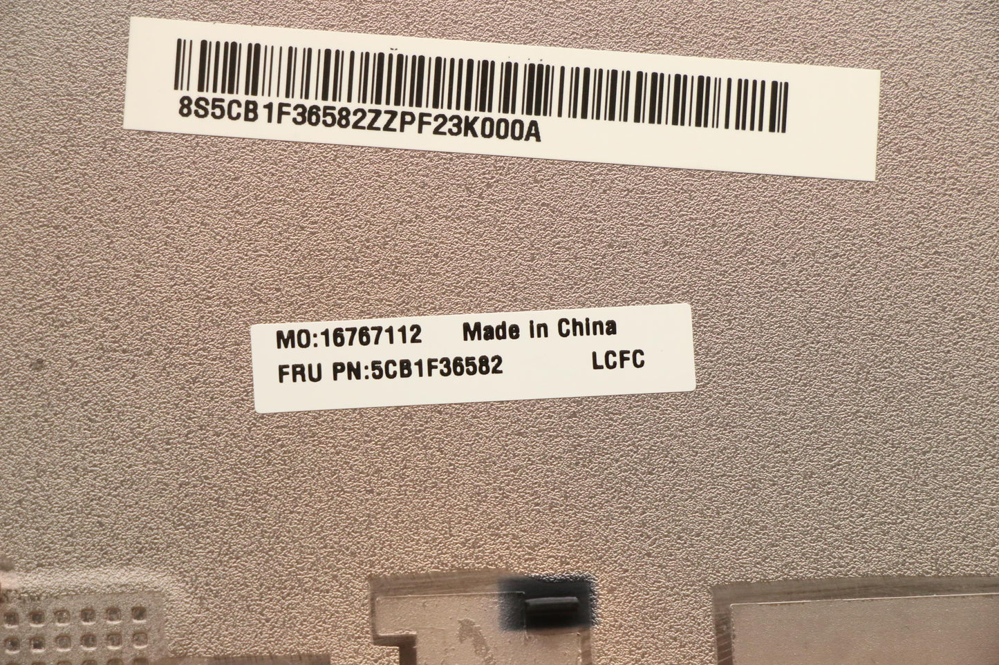 Lenovo Cover Lower Case L 82Qy W/Hd - 5CB1F36582