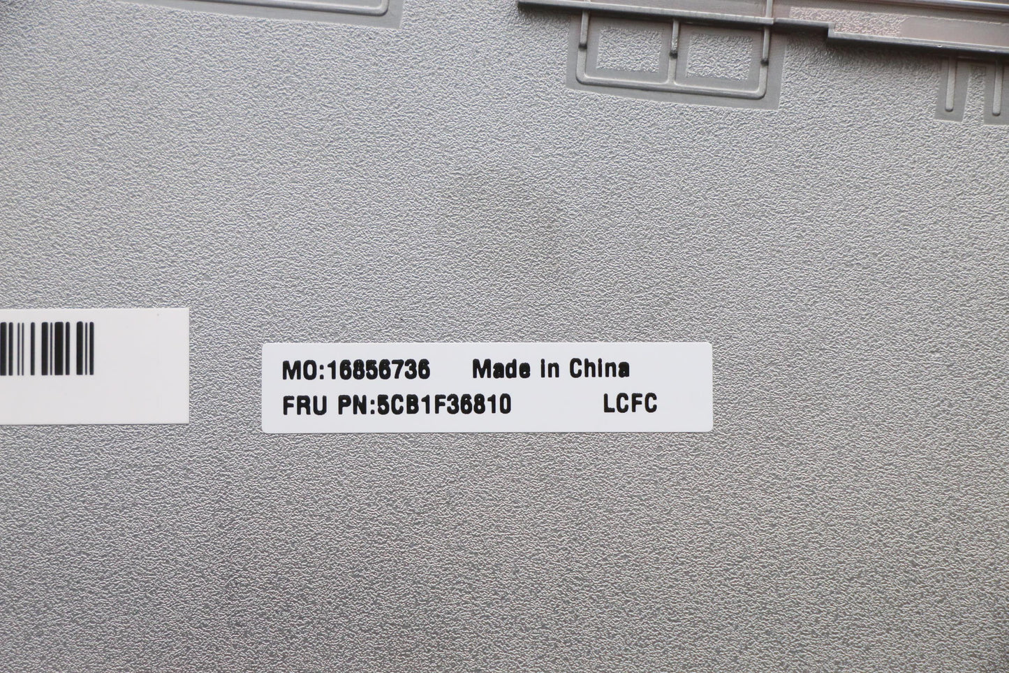Lenovo Cover Lower Case L 82Qx W_Hdd - 5CB1F36810
