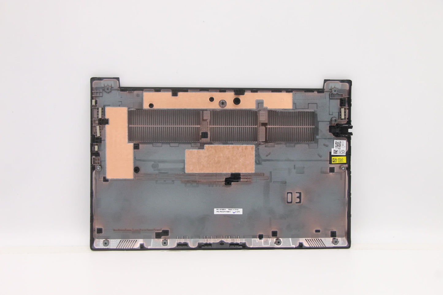 Lenovo Cover Lower Case L 82Qx Wo_Hdd - 5CB1F36811