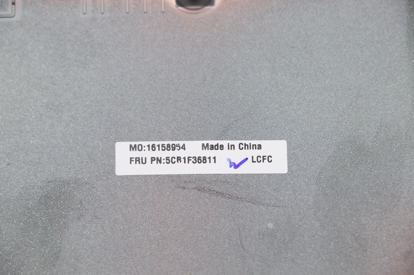 Lenovo Cover Lower Case L 82Qx Wo_Hdd - 5CB1F36811