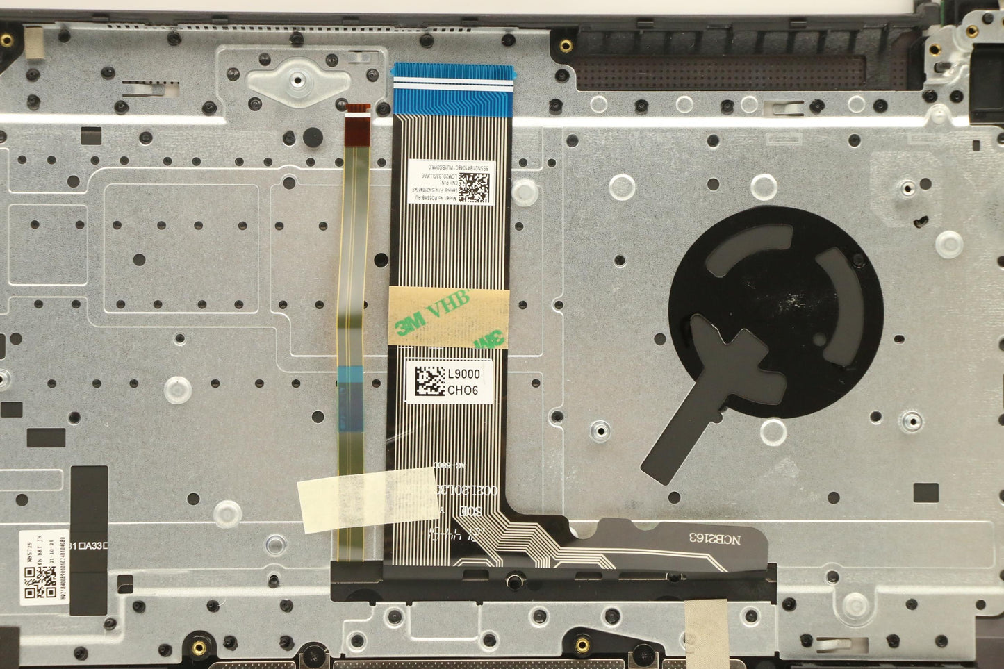 Lenovo Cover Upper Case Assembly Rus - 5CB1F36986