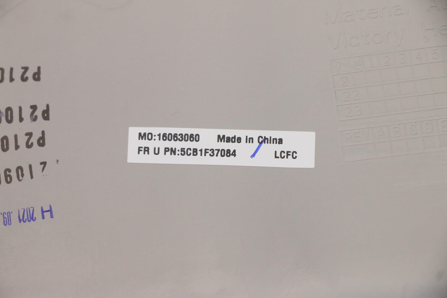 Lenovo Cover Lower Case L 82L0 Dis_W/ - 5CB1F37084