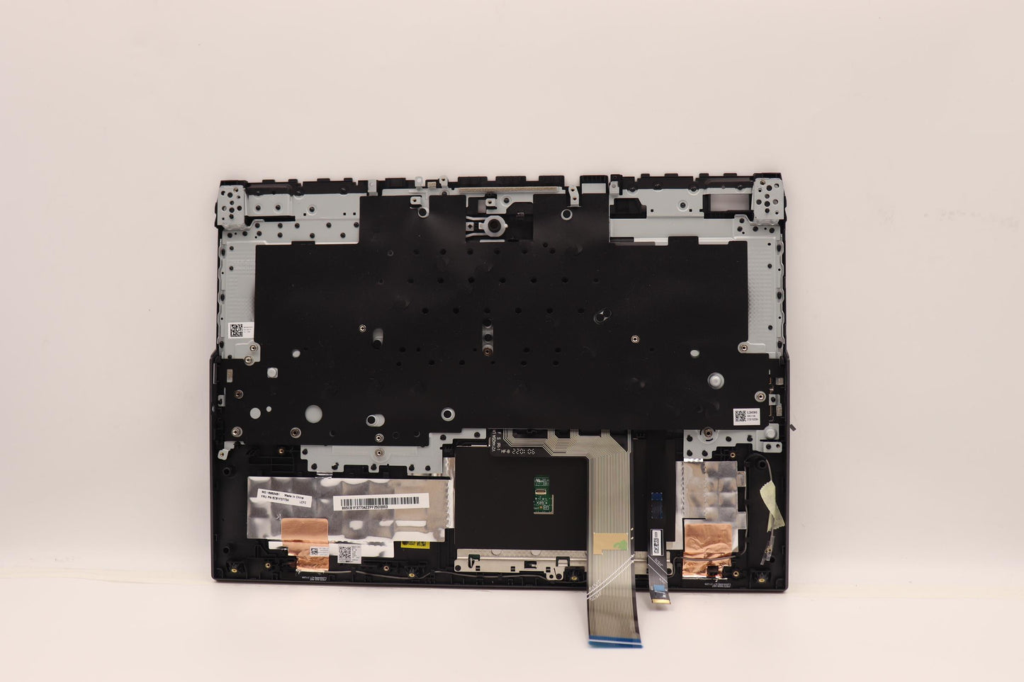 Lenovo Cover Upper Case Asmbel L82Rf - 5CB1F37734