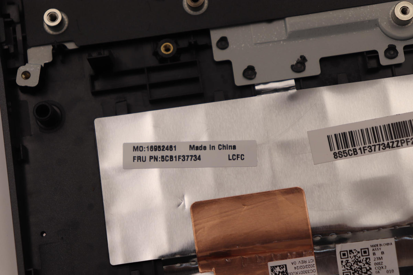 Lenovo Cover Upper Case Asmbel L82Rf - 5CB1F37734