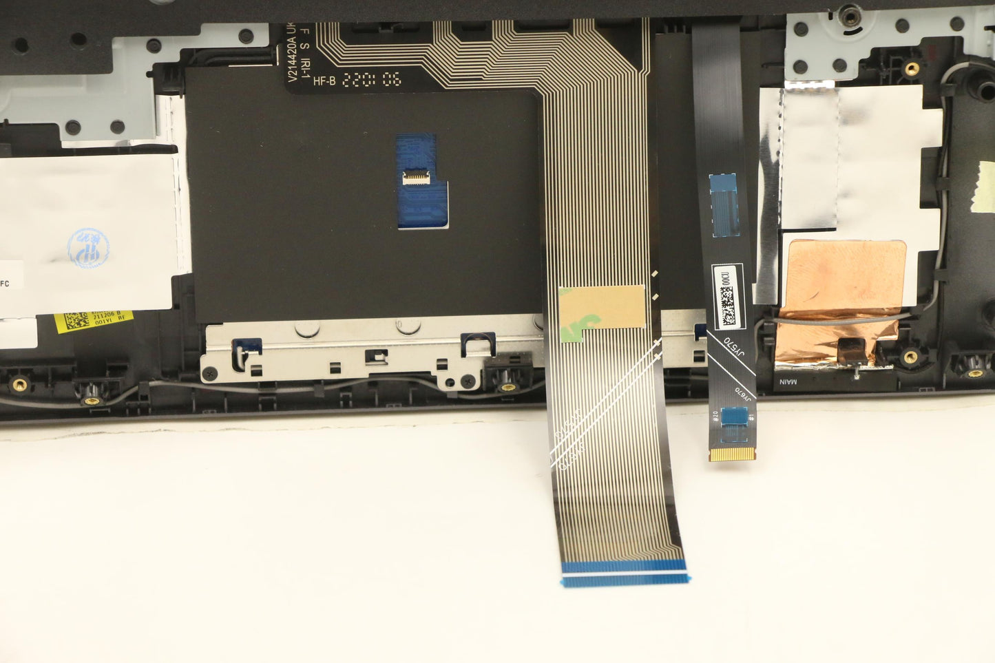 Lenovo Cover Upper Case Asmnordic L82 - 5CB1F37753