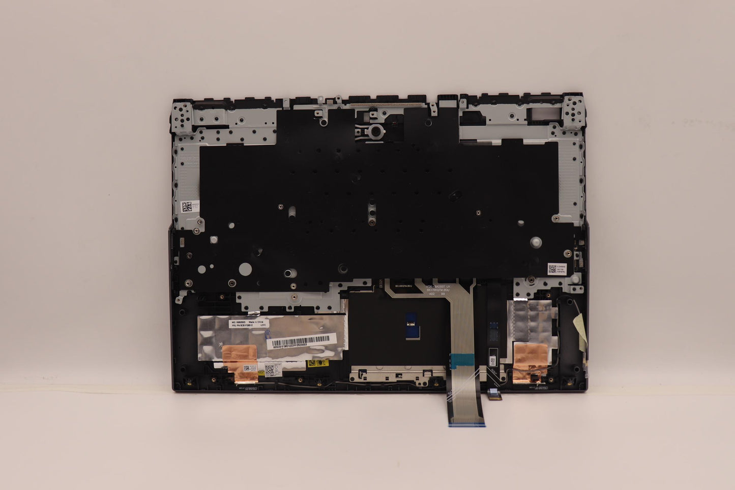 Lenovo Cover Upper Case Asmsws L82Rf - 5CB1F38512