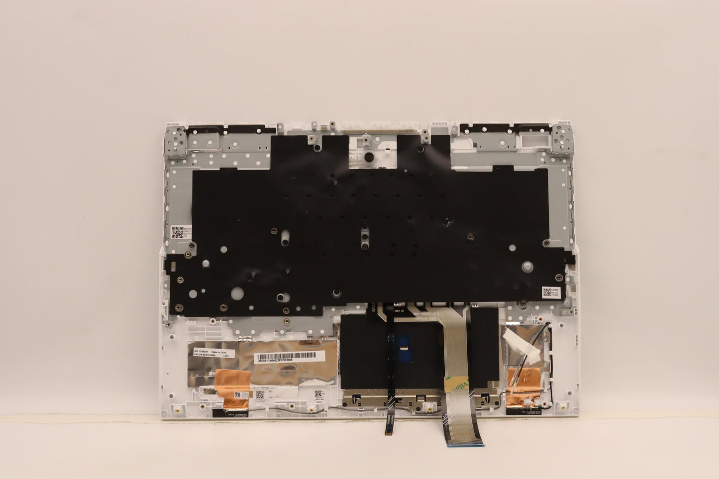 Lenovo Cover Upper Case Asmhun L82Rf - 5CB1F38565