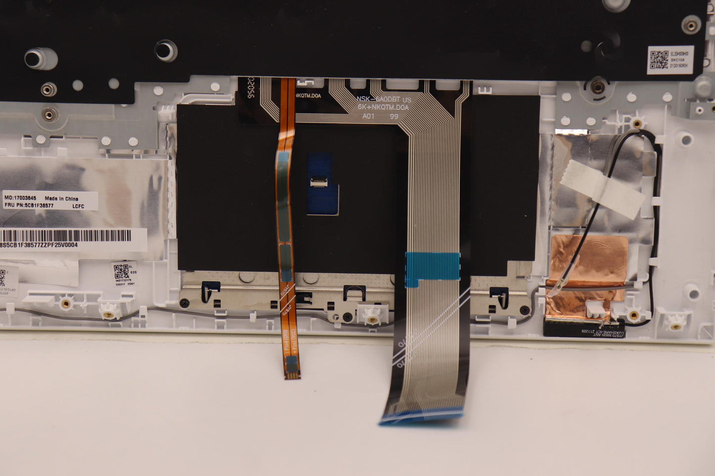 Lenovo Cover Upper Case Asmtc L82Rf S - 5CB1F38577