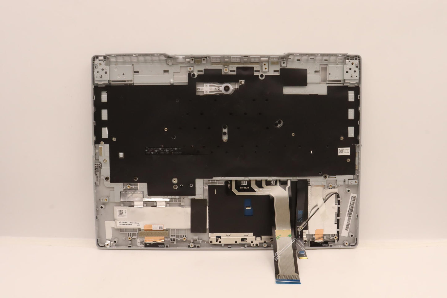 Lenovo Cover Upper Case Assembly Rus - 5CB1F38739