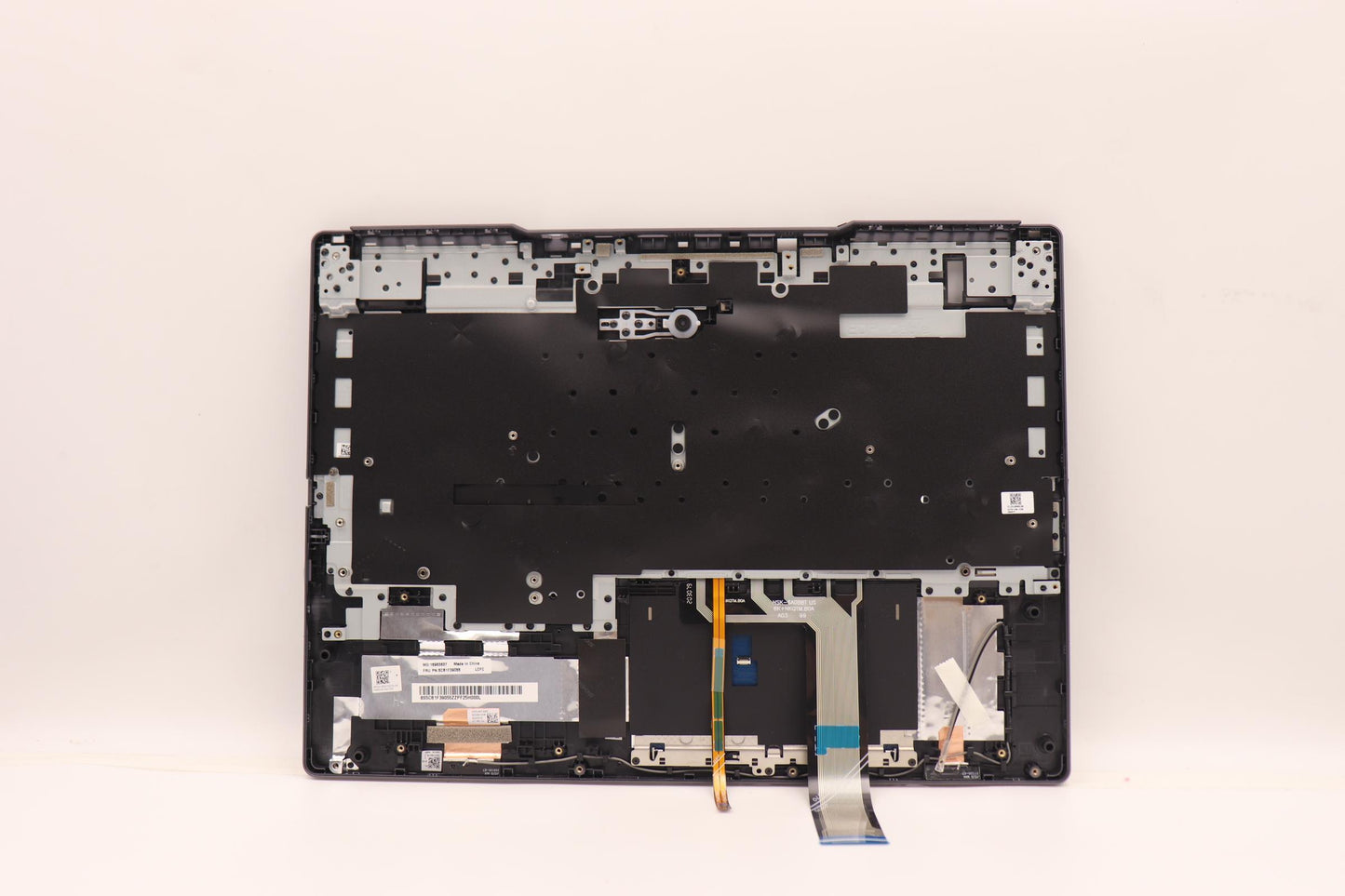 Lenovo Cover Upper Case Assembly Rus - 5CB1F39055