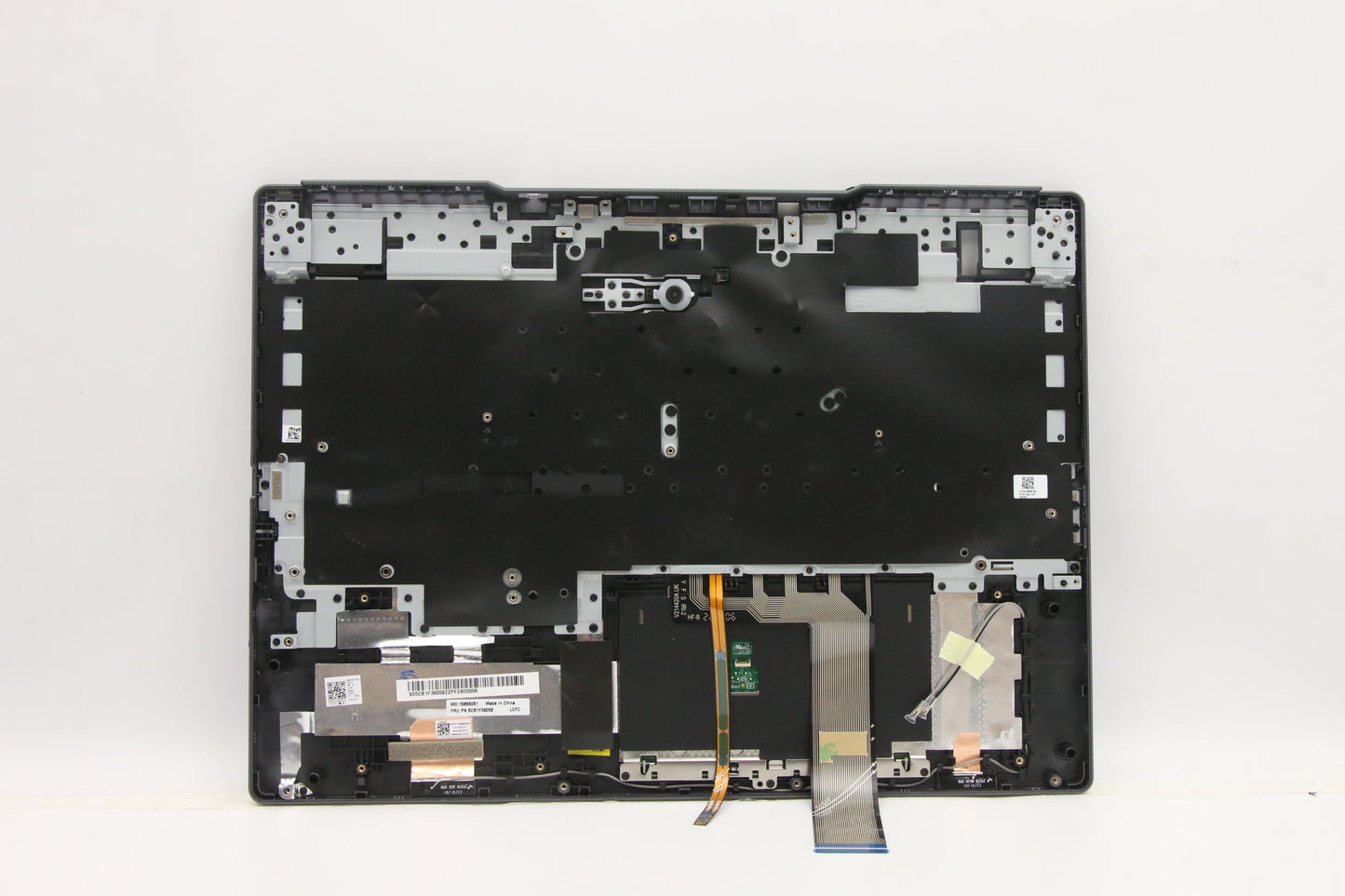 Lenovo Cover Upper Case Asmsws L82Rb - 5CB1F39058