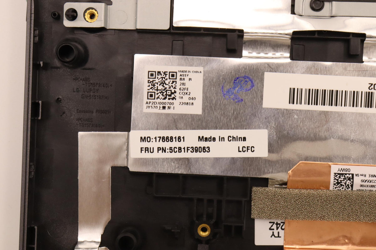Lenovo Cover Upper Case Assembly Ukr - 5CB1F39063