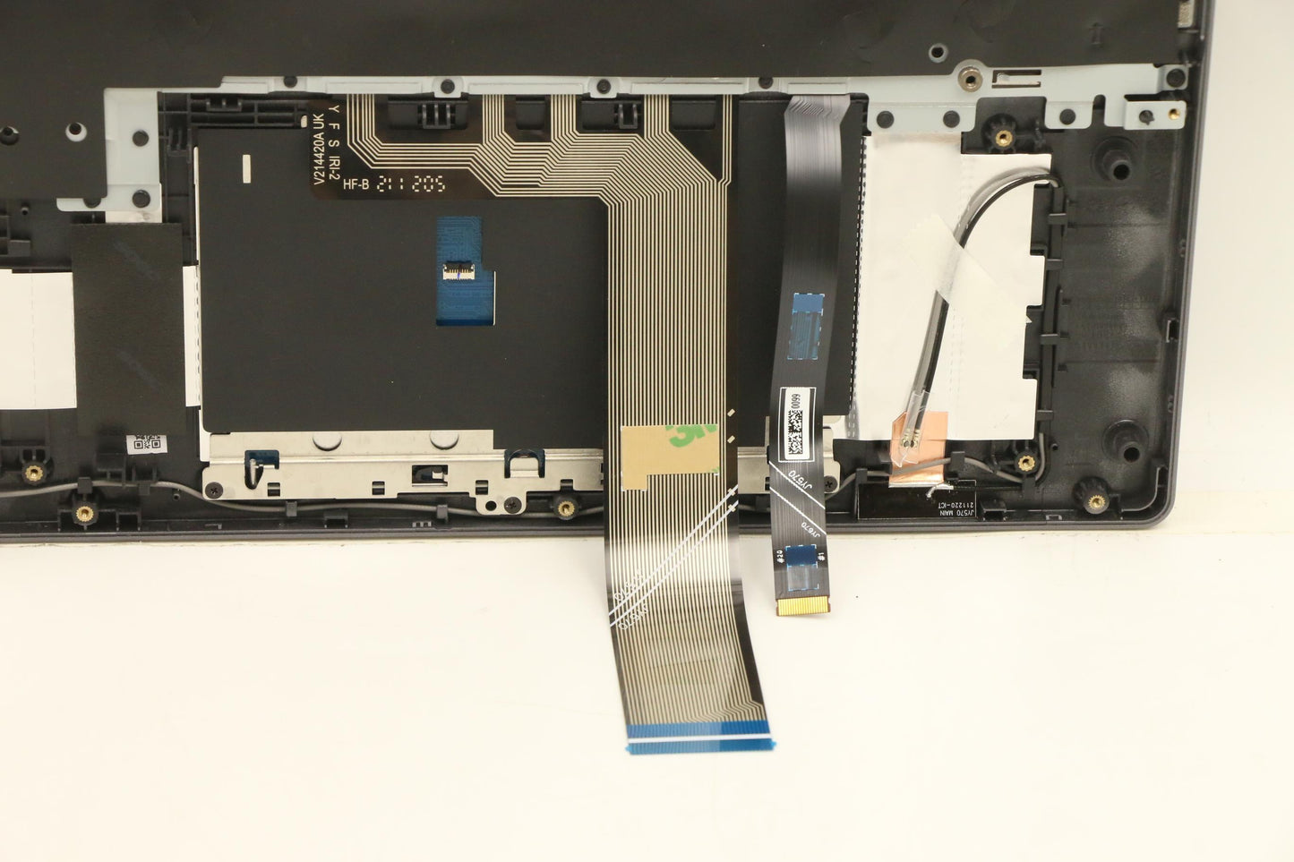 Lenovo Cover Upper Case Assembly Cze/ - 5CB1F39069