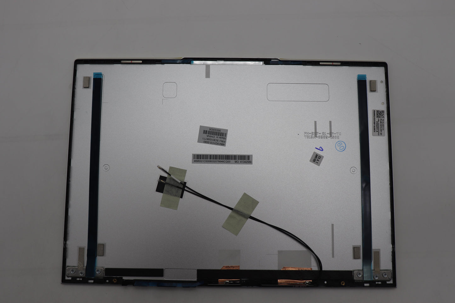 Lenovo Cover Lcd Cover W 21Ar Touch C - 5CB1G06771