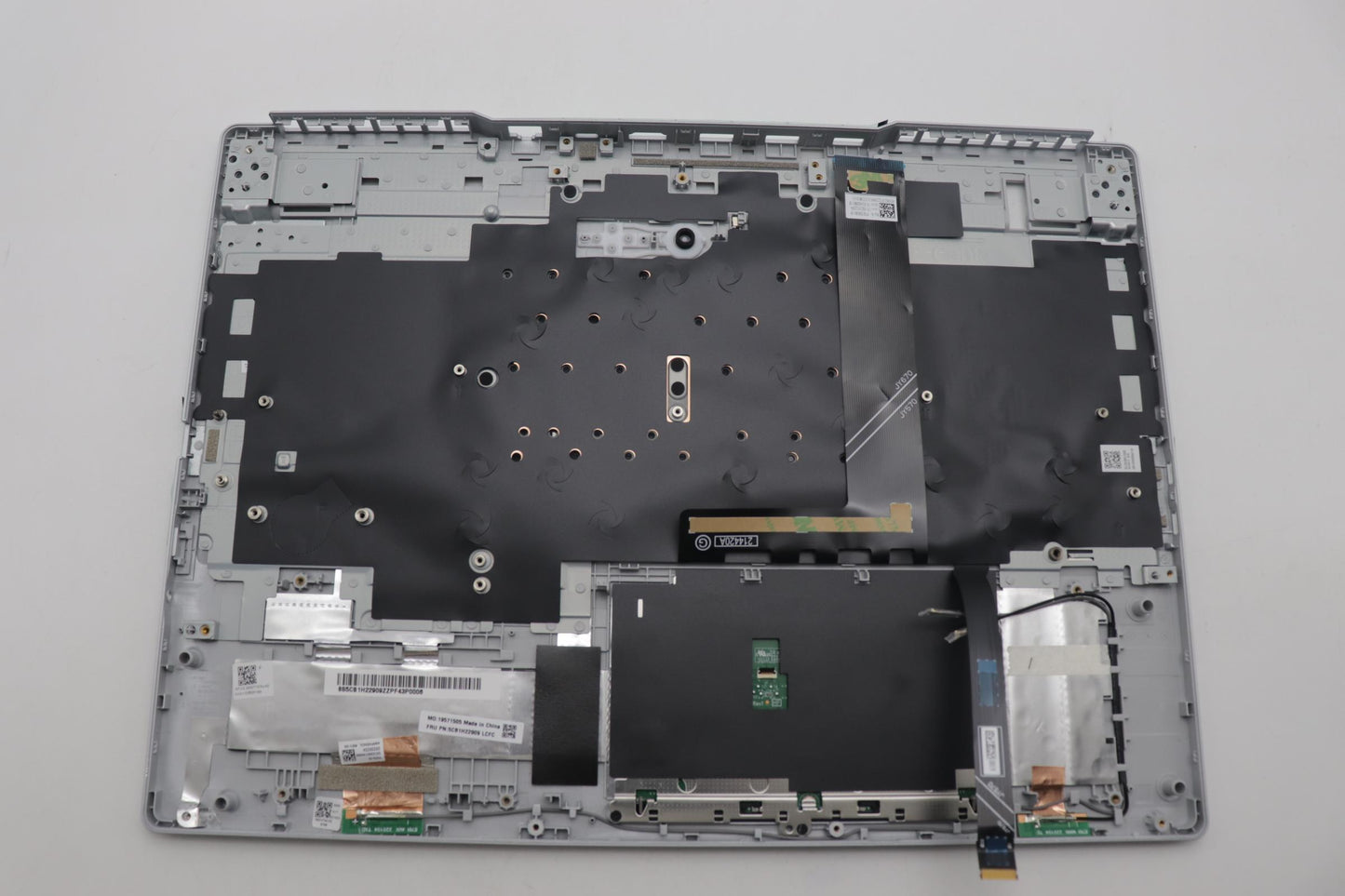 Lenovo Cover Upper Case Assembly Spa - 5CB1H22909